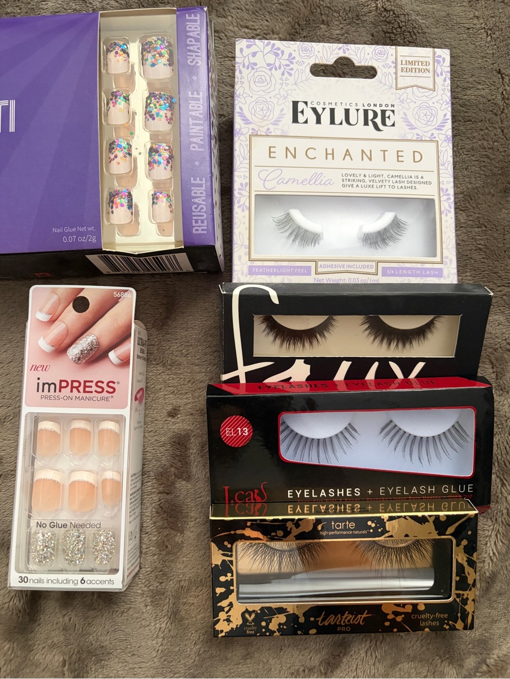 Eyelashes and nails grab bag!